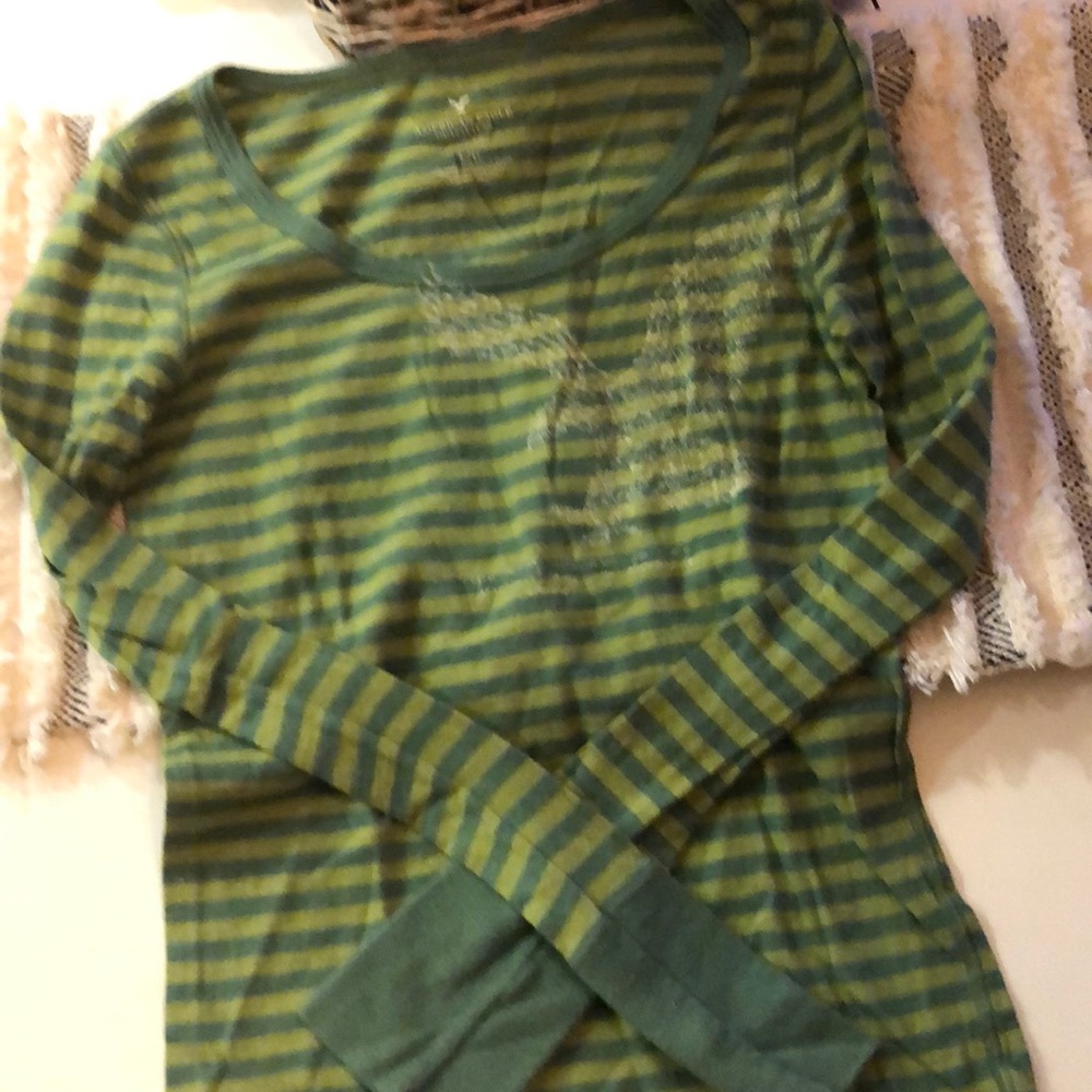 American eagle long sleeve tee
